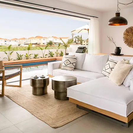 Villa Lora Pearl Luxury