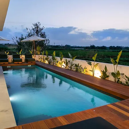 Lora Pearl Luxury Βίλα Πρωταράς